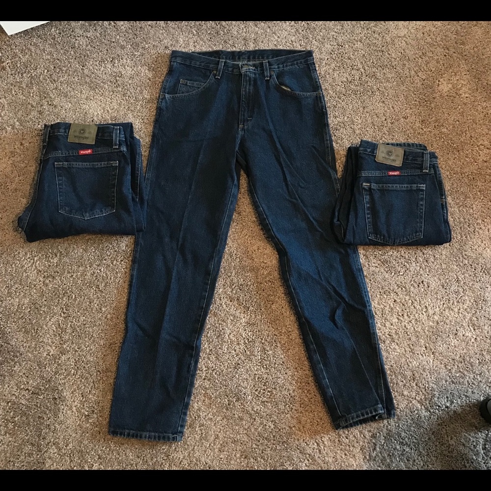 3 PAIRS for $13 of Wrangler Jeans 33x32